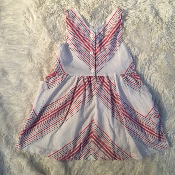 Adorable 4T summer dress - Picture 2 of 3